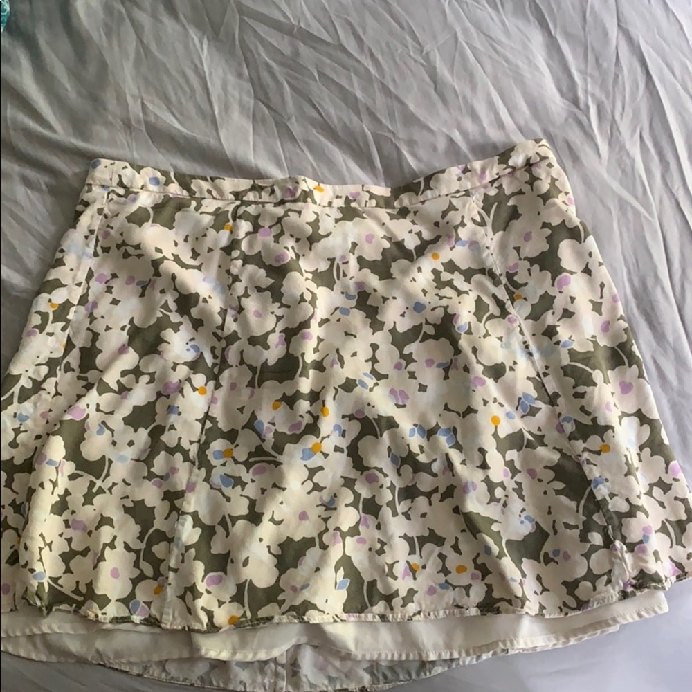 Gap floral skirt